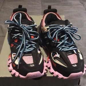 Balenciaga Sneakers like new